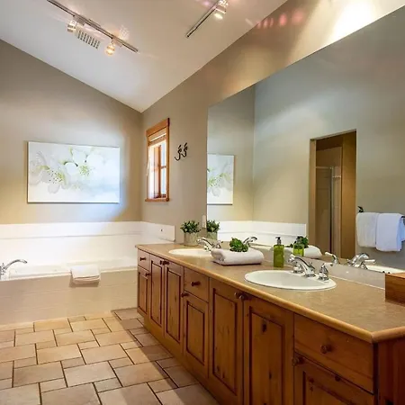 Apartment Modern Penthouse Avec Ski In/out. Iserre